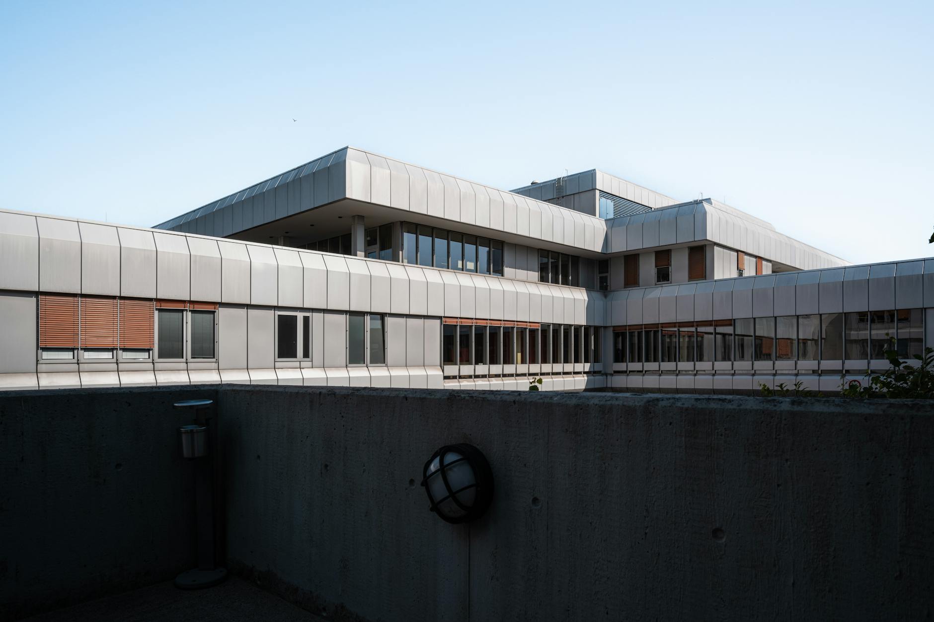Asbestos Exposure at Freeman Neosho Hospital for Tradesmen