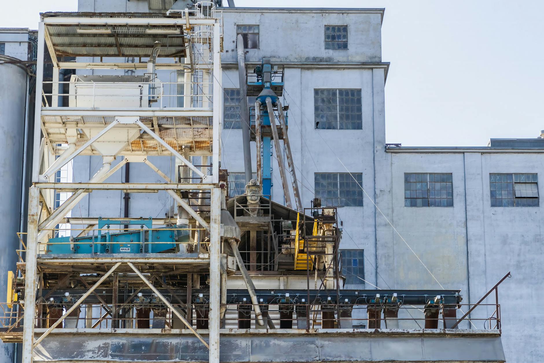 Asbestos Exposure at Marion Laboratories, Kansas City, Missouri