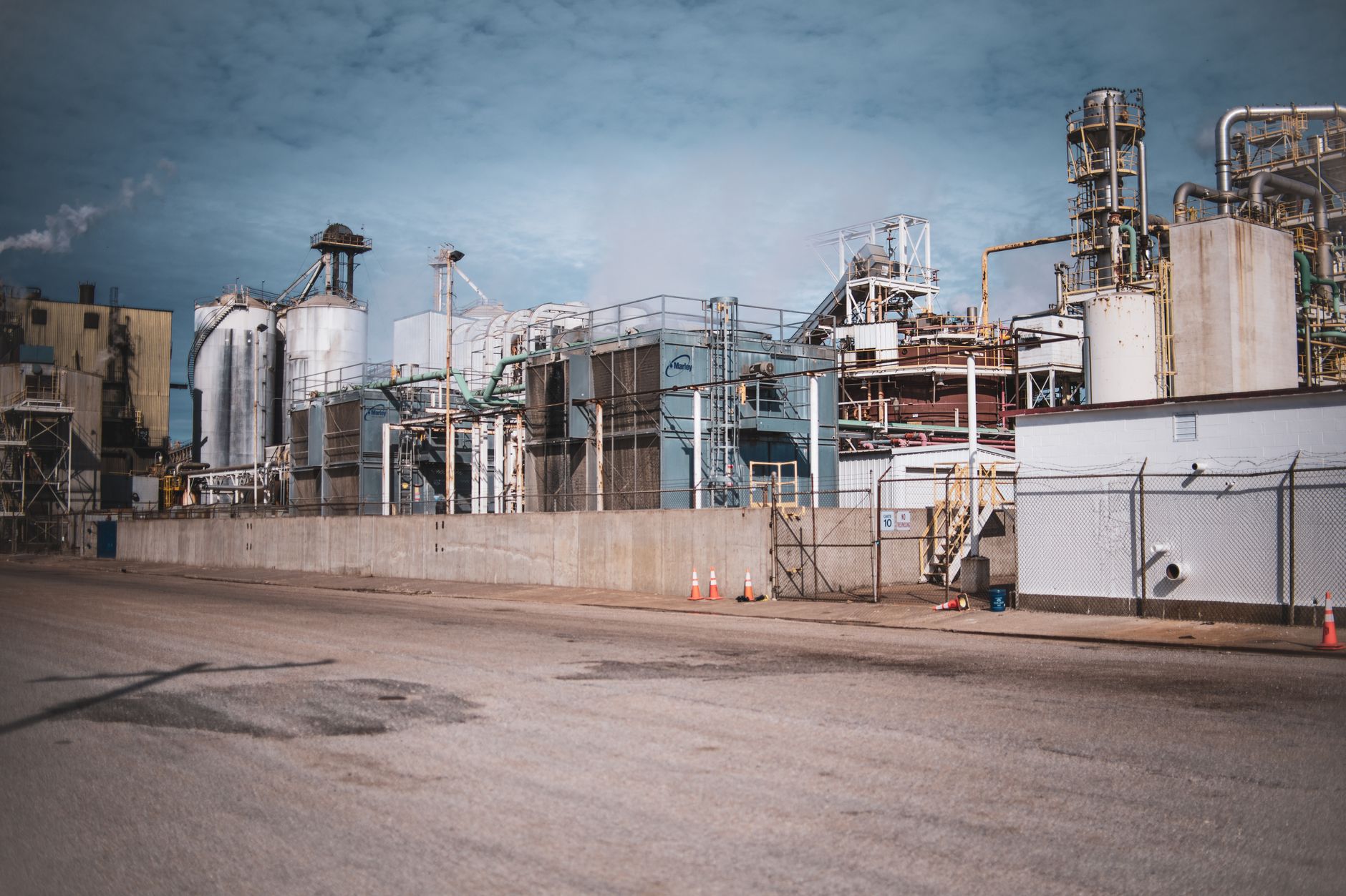Mesothelioma Lawyer Missouri: Pierre Laclede Center — St. Louis Asbestos Exposure Claims